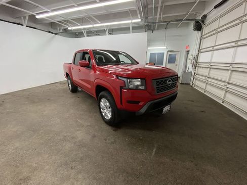 Used 2023 Nissan Frontier SV image 8