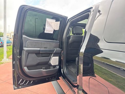 Certified 2026 Ford F350 Platinum AWD/4WD image 18