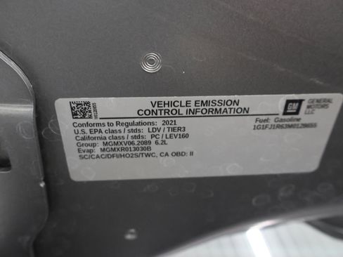 Used 2021 Chevrolet Camaro ZL1 RWD image 20