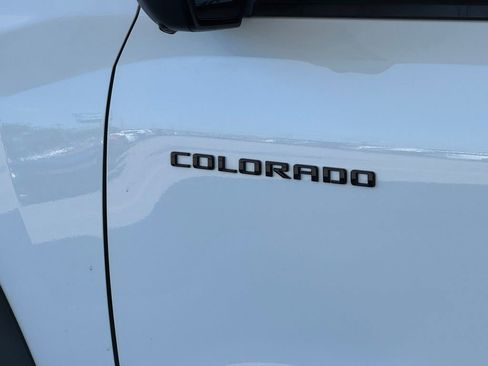 Used 2023 Chevrolet Colorado ZR2 w/ ZR2 Convenience Package III AWD/4WD image 5