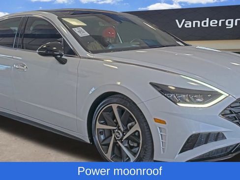 Used 2022 Hyundai Sonata SEL Plus w/ Preferred Accessory Package image 4