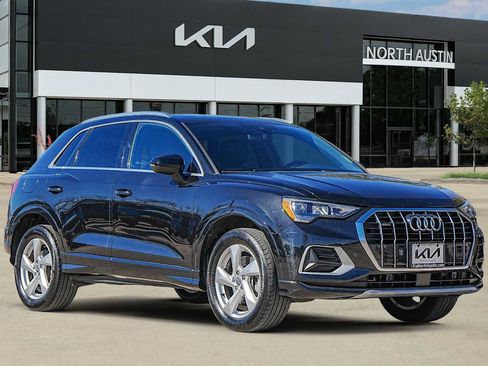 Used 2020 Audi Q3 2.0T Premium image 8