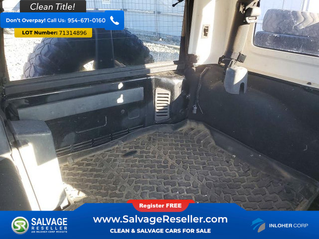 Used 2009 Jeep Wrangler Sahara w/ Dual Top Group AWD/4WD image 13