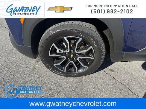 Used 2022 Chevrolet TrailBlazer ACTIV w/ Sun and Liftgate Package image 9