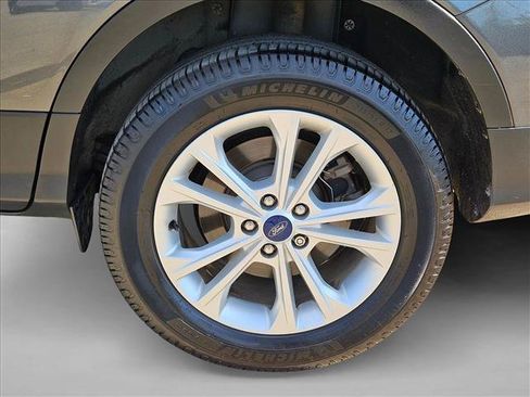Used 2019 Ford Escape SEL FWD image 23