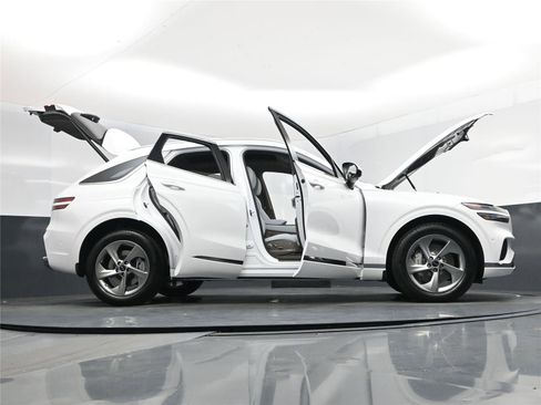 New 2026 Genesis GV70 2.5T Advanced image 21