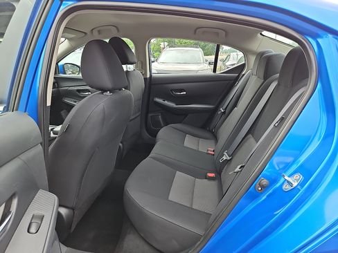 Certified 2023 Nissan Sentra SV FWD image 10