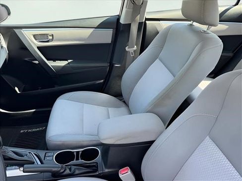 Used 2015 Toyota Corolla LE FWD image 7