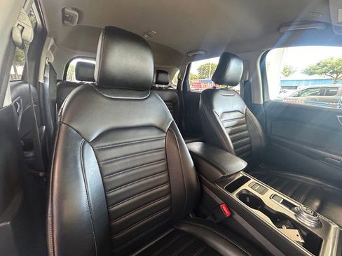 Used 2023 Ford Edge SEL image 28