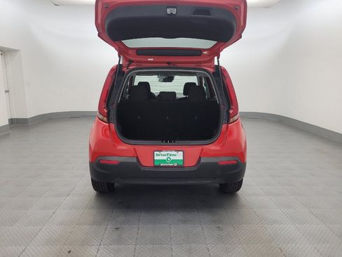 Used 2020 Kia Soul S FWD image 29