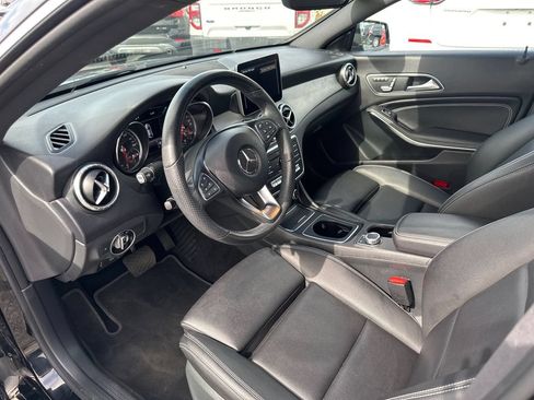 Used 2019 Mercedes-Benz CLA 250 4MATIC image 13