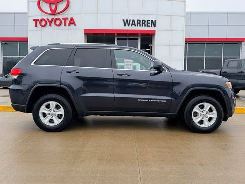 Used 2015 Jeep Grand Cherokee Laredo w/ Quick Order Package 23E image 3