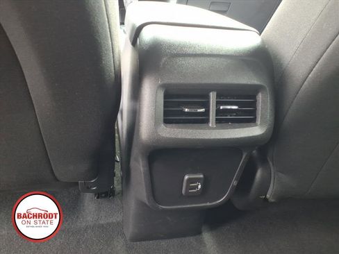 Used 2023 Chevrolet Equinox LT AWD/4WD image 27