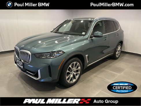 Certified 2024 BMW X5 xDrive40i w/ Premium Package AWD/4WD image 1