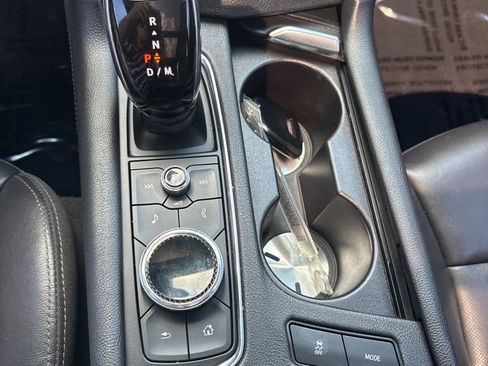 Used 2020 Cadillac XT5 Premium Luxury FWD image 21