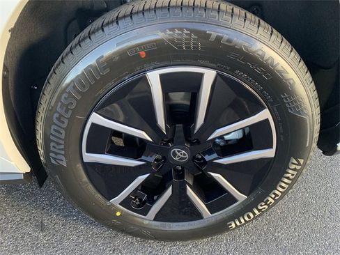 Used 2026 Toyota bZ image 34