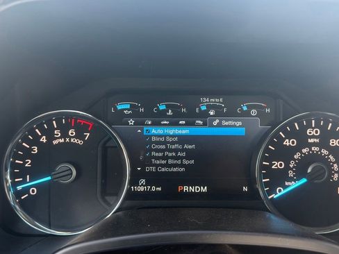 Used 2018 Ford F150 Lariat w/ Equipment Group 502A Luxury AWD/4WD image 11