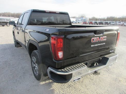 New 2026 GMC Sierra 1500 SLE AWD/4WD image 9