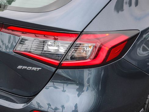 Used 2025 Honda Civic Sport image 10