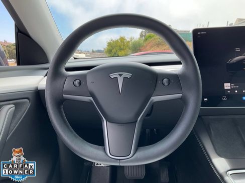 Used 2023 Tesla Model Y Long Range AWD/4WD image 47