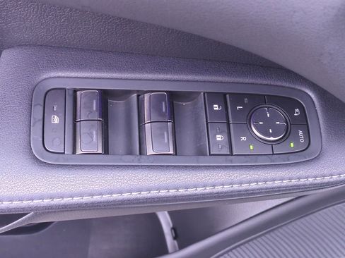 Certified 2025 Lexus RX 350 image 16