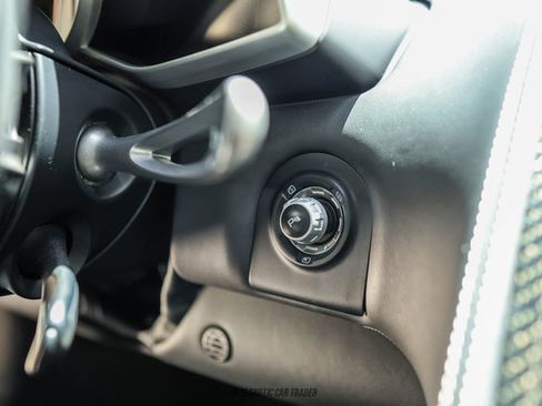 Used 2014 McLaren MP4-12C Spider RWD image 48