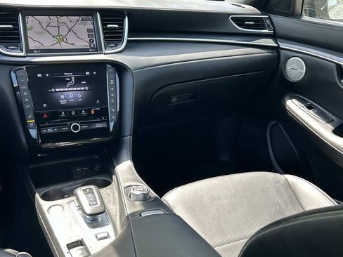 Certified 2025 INFINITI QX50 Sport image 26