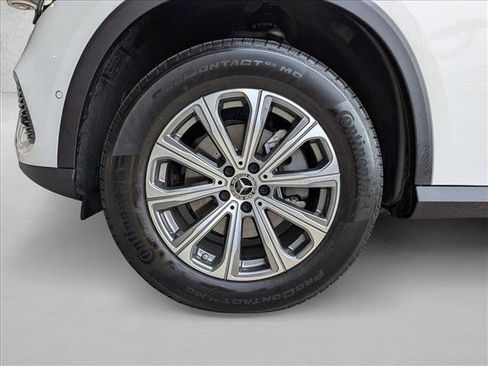 Used 2026 Mercedes-Benz GLC 300 4MATIC image 24