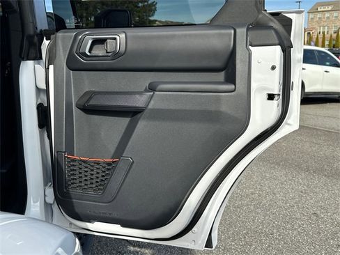 New 2025 Ford Bronco Raptor image 16