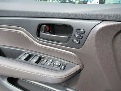 Used 2024 Honda Odyssey EX-L image 20