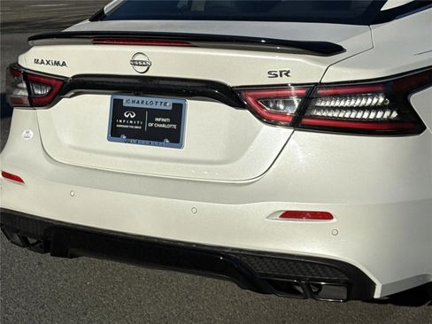 Used 2023 Nissan Maxima SR w/ Sport Mat Group FWD image 26