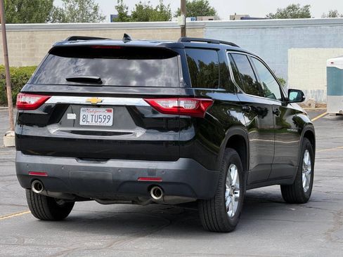 Used 2019 Chevrolet Traverse LT FWD image 5