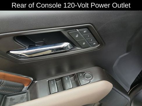 New 2026 GMC Canyon Denali image 13