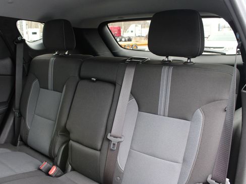 Used 2023 Chevrolet Blazer LT w/ Midnight/Sport Edition image 17