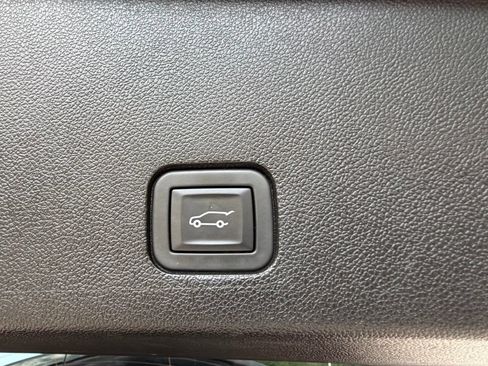 Used 2024 Cadillac XT6 Sport AWD/4WD image 30