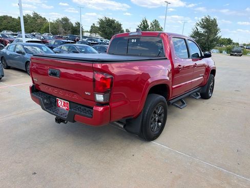 Used 2023 Toyota Tacoma SR5 w/ Technology Package AWD/4WD image 5