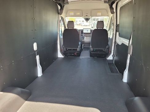 New 2026 Ford Transit 150 148 Medium Roof w/ Load Area Protection Package RWD image 6