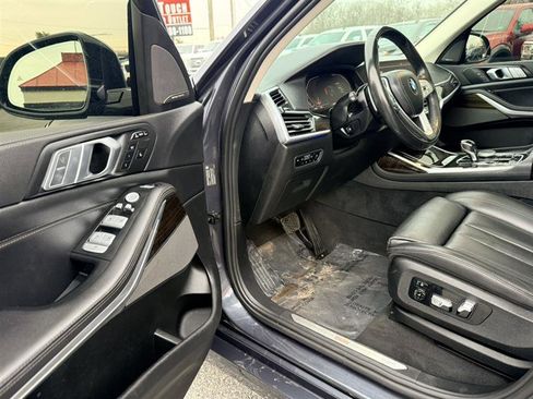 Used 2020 BMW X7 xDrive40i w/ Parking Assistance Package image 32