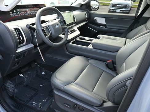 New 2027 Ford Expedition Max Active RWD image 16