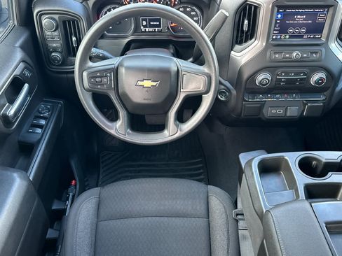 Used 2023 Chevrolet Silverado 1500 Custom image 14