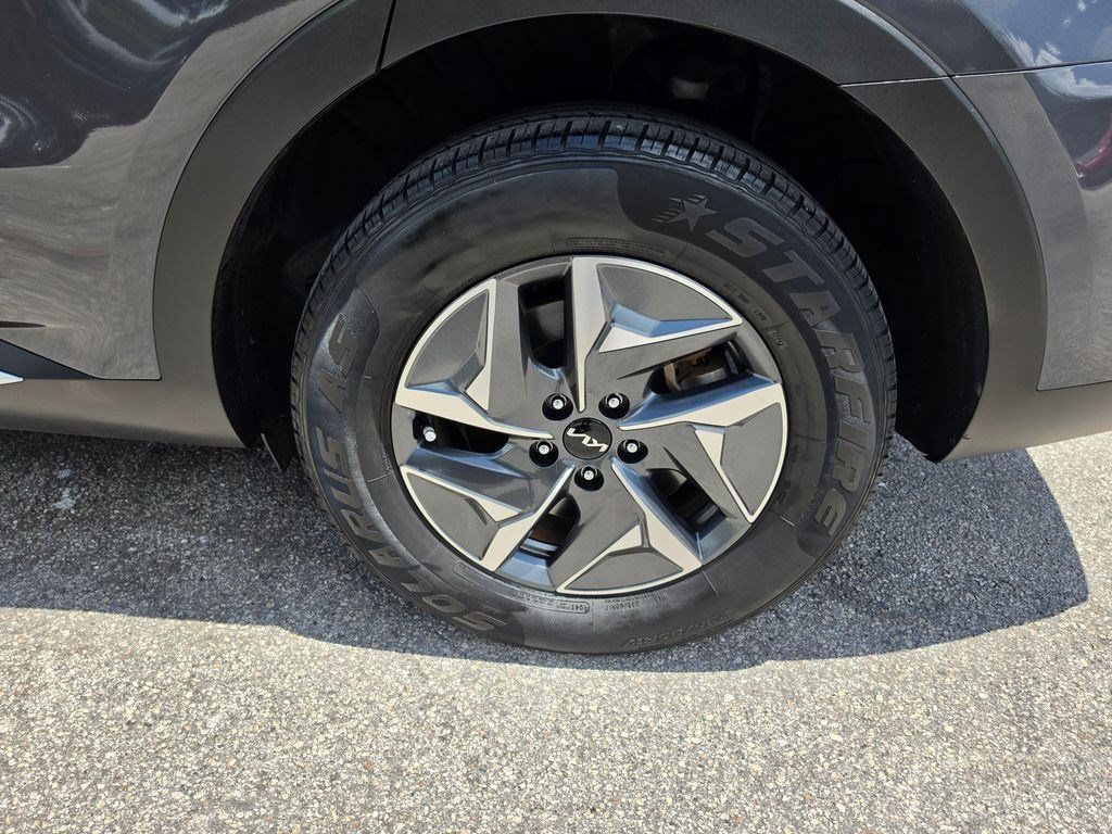 Used 2022 Kia Sorento S FWD image 34