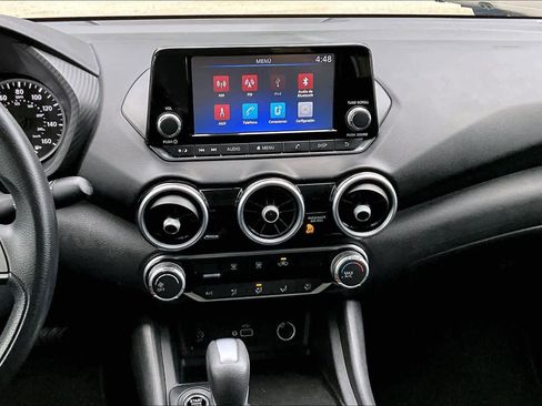 Used 2024 Nissan Sentra S image 7