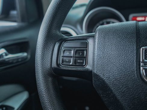 Used 2020 Dodge Journey SE w/ Blacktop Package image 19