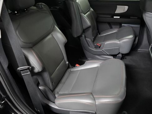 Used 2025 Ford Expedition Active AWD/4WD image 32