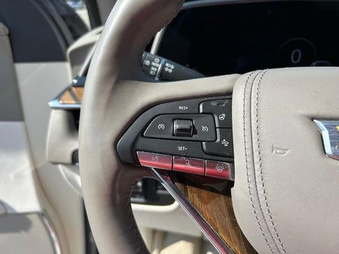 Used 2023 Cadillac Escalade Sport Platinum w/ LPO, ONYX Package image 19