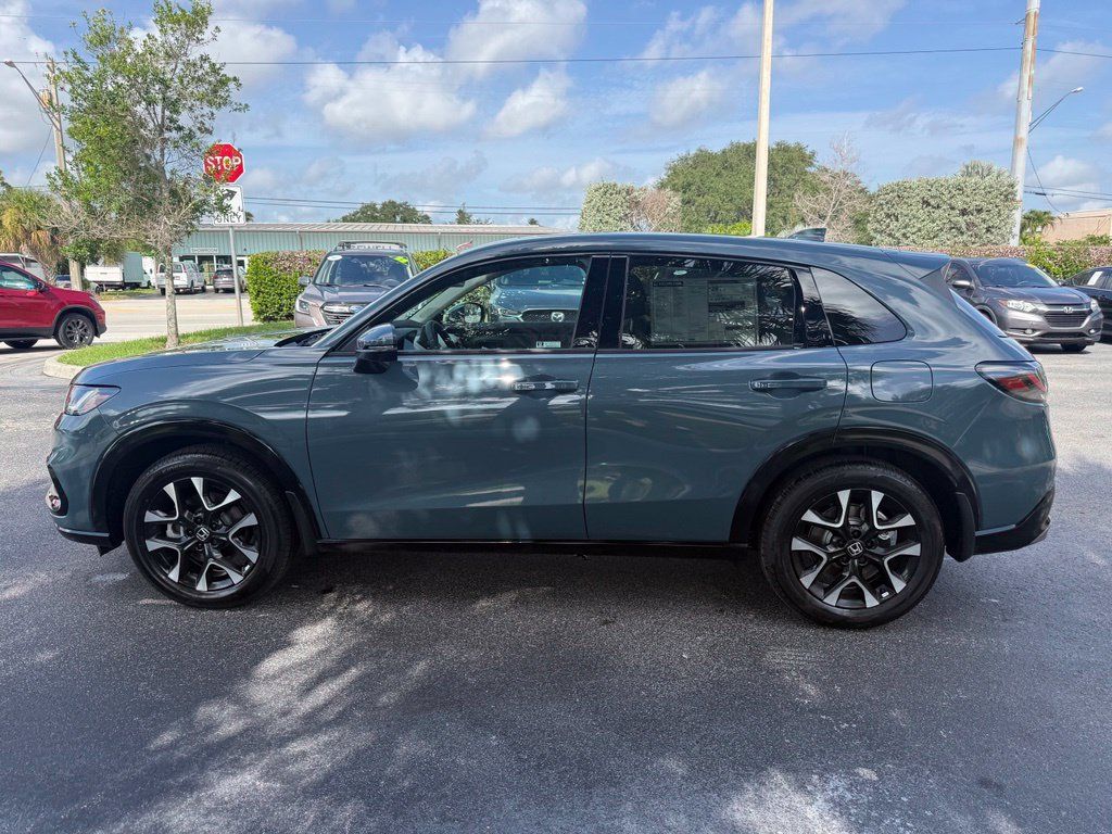 New 2027 Honda HR-V EX-L image 2