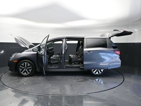 Certified 2025 Honda Odyssey EX-L image 34