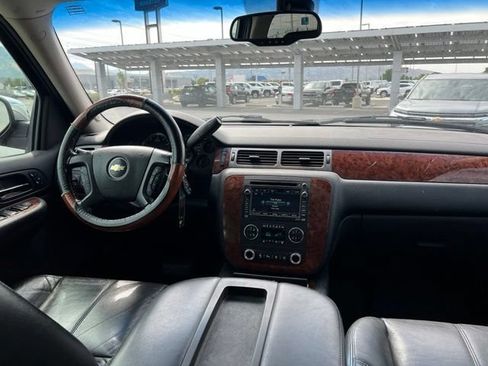 Used 2007 Chevrolet Tahoe LTZ w/ LTZ Preferred Equipment Group AWD/4WD image 32