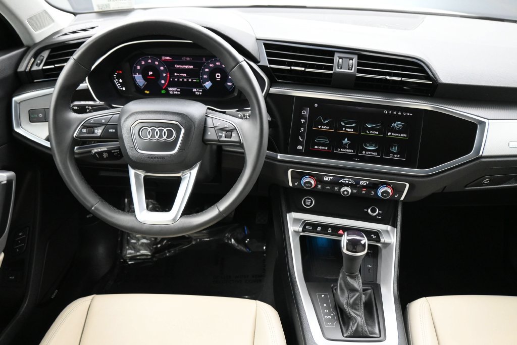 Used 2025 Audi Q3 2.0T Premium Plus w/ Premium Plus Package AWD/4WD image 7