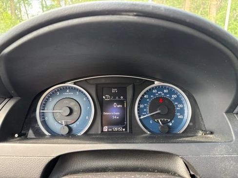 Used 2015 Toyota Camry XLE FWD image 8